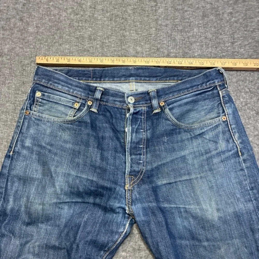 Levis distressed